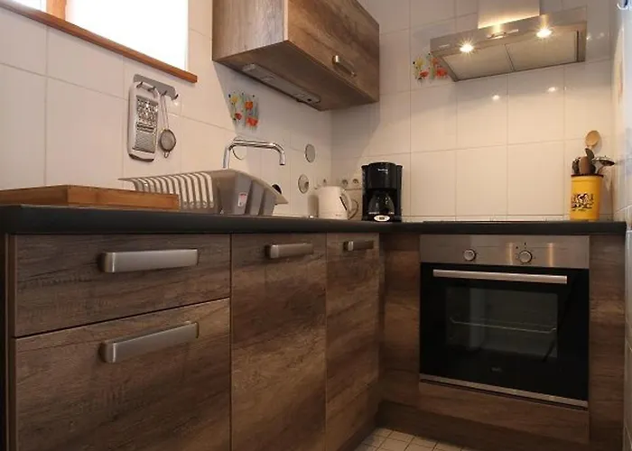 Casa vacanze Saint-christophe-sur-dolaison, 4 Pièces, 8 Personnes - Fr-1-582-284 *