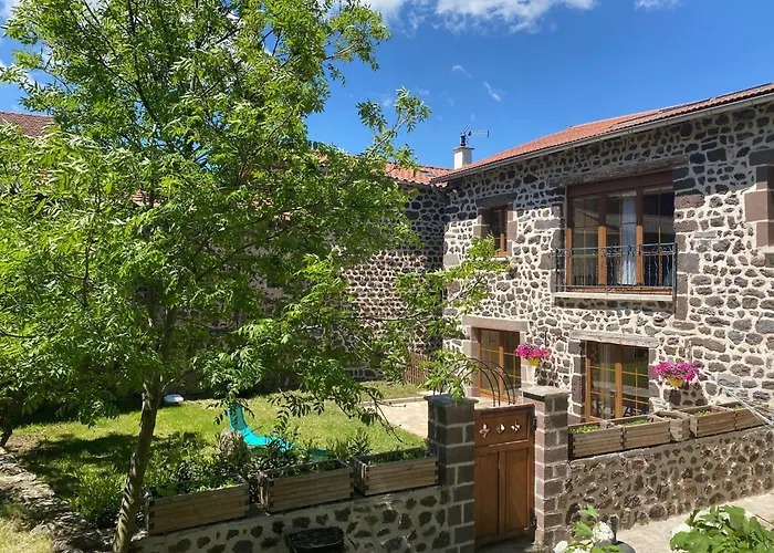 Saint-christophe-sur-dolaison, 4 Pièces, 8 Personnes - Fr-1-582-284 *